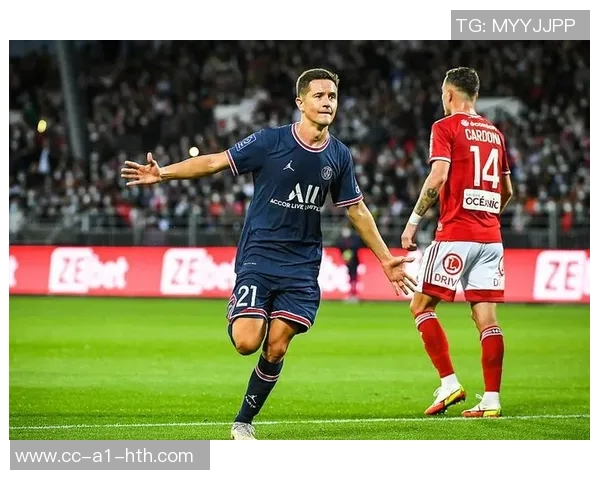 强援迪亚斯本赛季场均评分817仅次于凯恩和姆巴佩引发关注